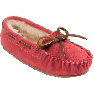 Minnetonka leather slipper
